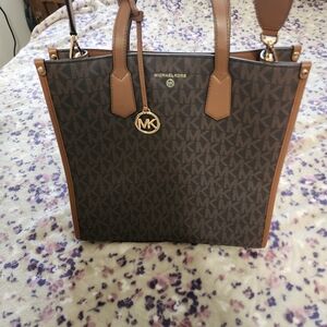 Michael Kors Signature Brown Tote